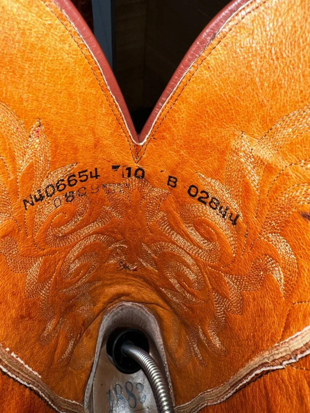 Lucchese 1883 Honey/Brandy Color Ostrich Leg Cowboy/Cowgirl Boots in size 10B/8D